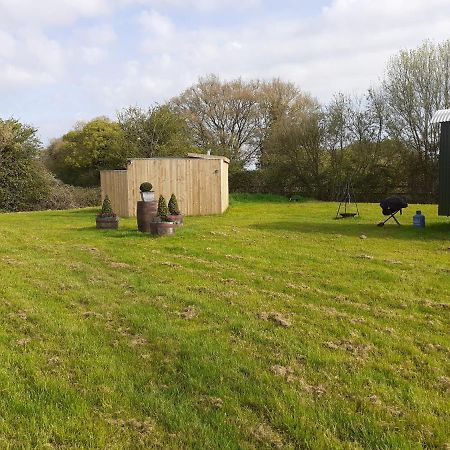 Glamping At The Retreat Wiltshire Is Rural Bliss Villa Chippenham  Ngoại thất bức ảnh
