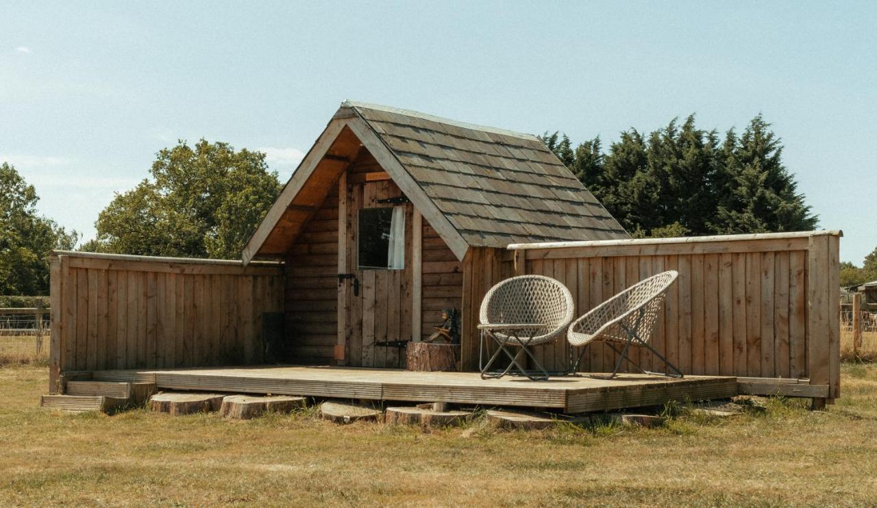 Glamping At The Retreat Wiltshire Is Rural Bliss Villa Chippenham  Ngoại thất bức ảnh