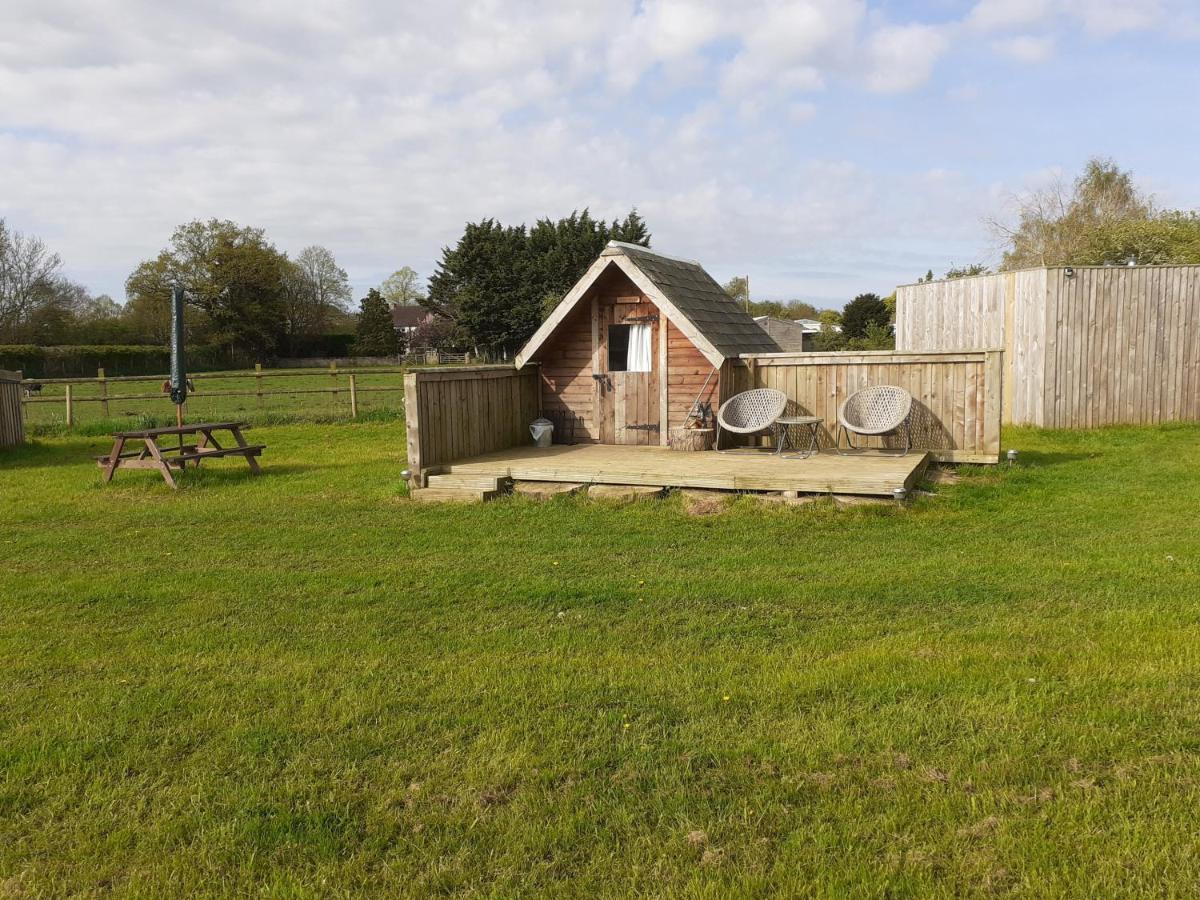 Glamping At The Retreat Wiltshire Is Rural Bliss Villa Chippenham  Ngoại thất bức ảnh