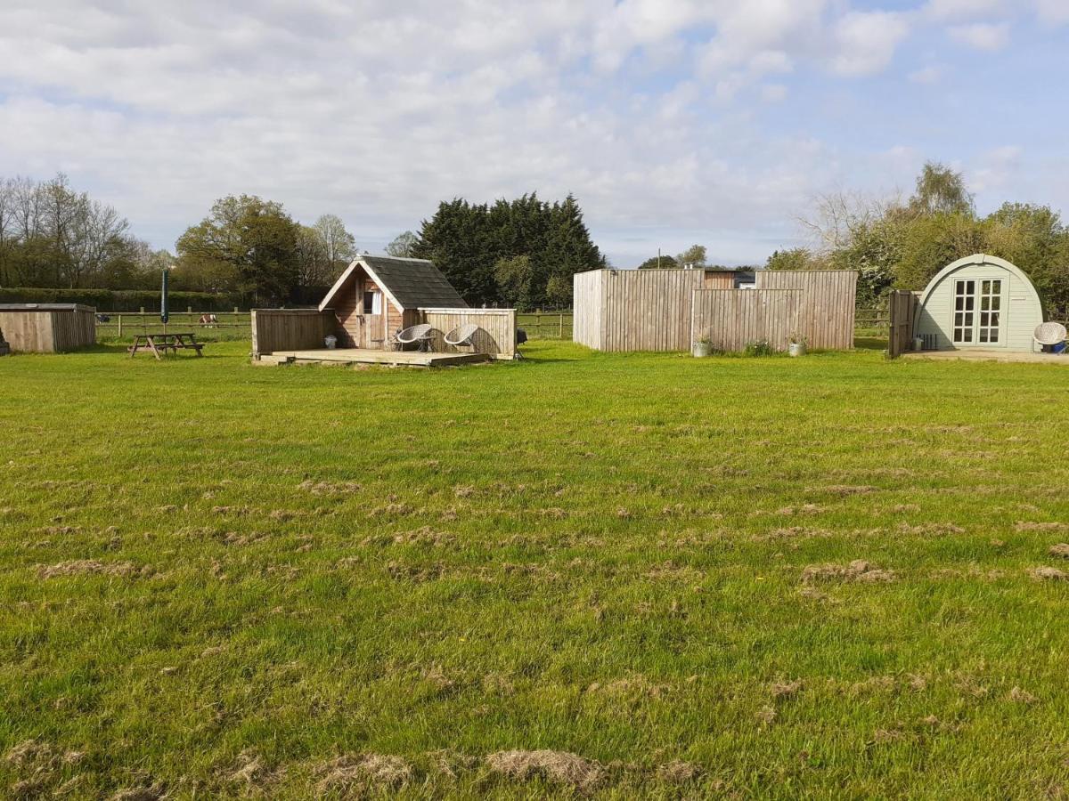 Glamping At The Retreat Wiltshire Is Rural Bliss Villa Chippenham  Ngoại thất bức ảnh
